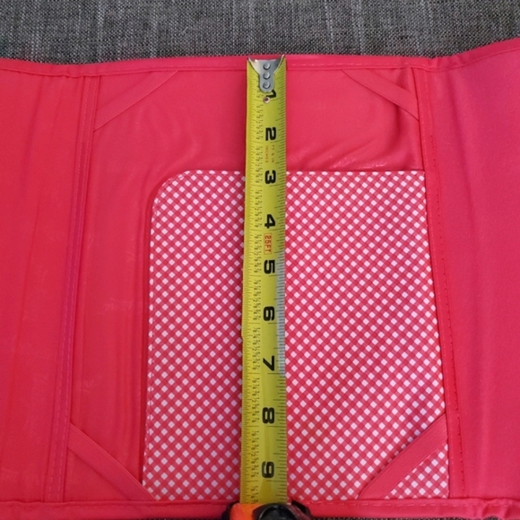 Thirty-One fold-it-up organizer tablet case in Citrus Medallion - Picture 4 of 12